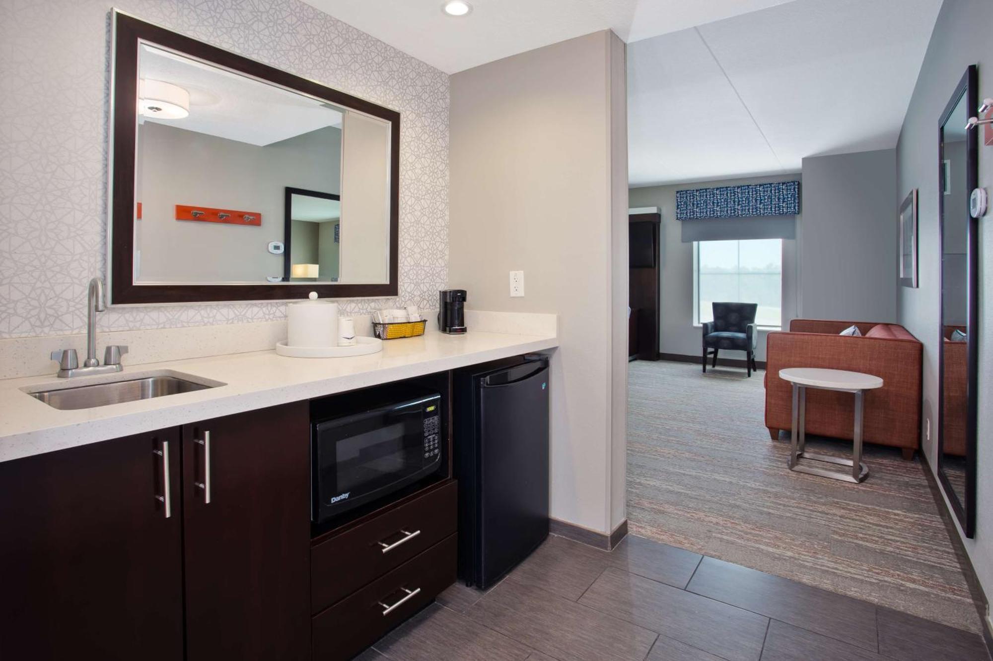Hampton Inn & Suites Columbia/Southeast-Fort Jackson Ngoại thất bức ảnh
