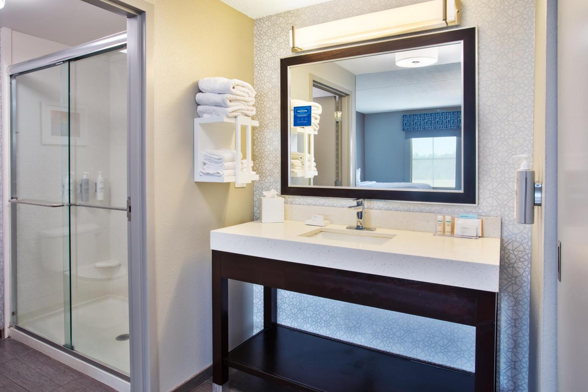 Hampton Inn & Suites Columbia/Southeast-Fort Jackson Ngoại thất bức ảnh