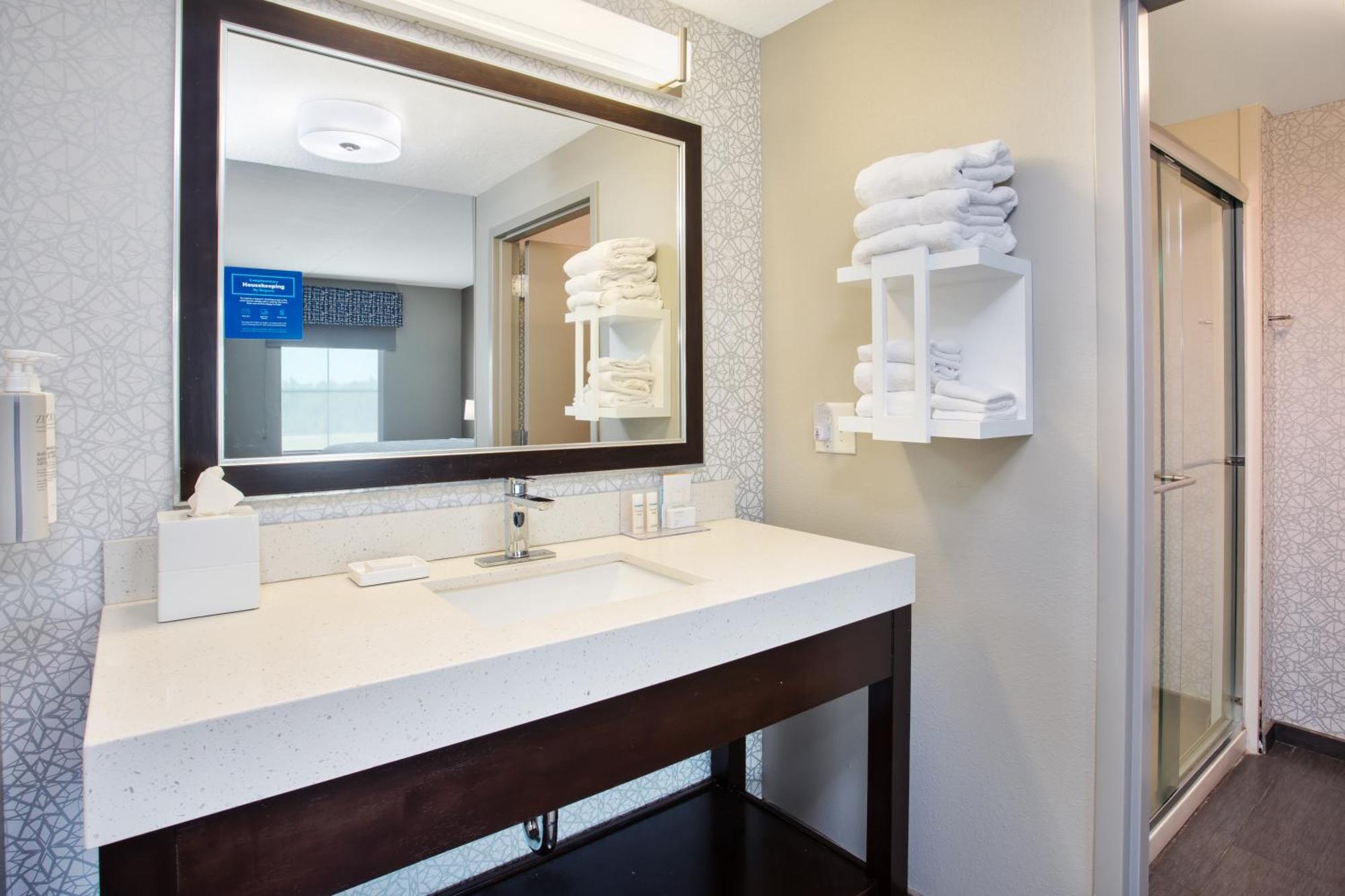 Hampton Inn & Suites Columbia/Southeast-Fort Jackson Ngoại thất bức ảnh